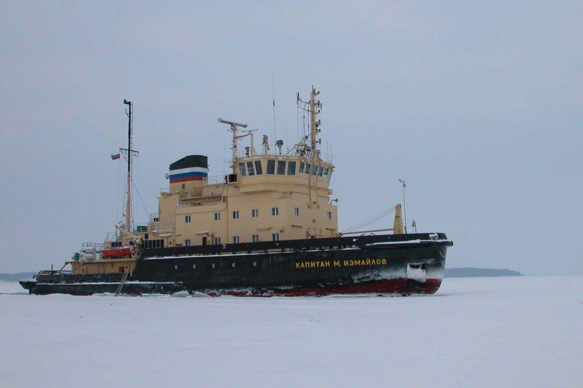 Более 2000 моряков, специалистов Росморречфлота и подведомственных организаций встретят Новый год на вахте