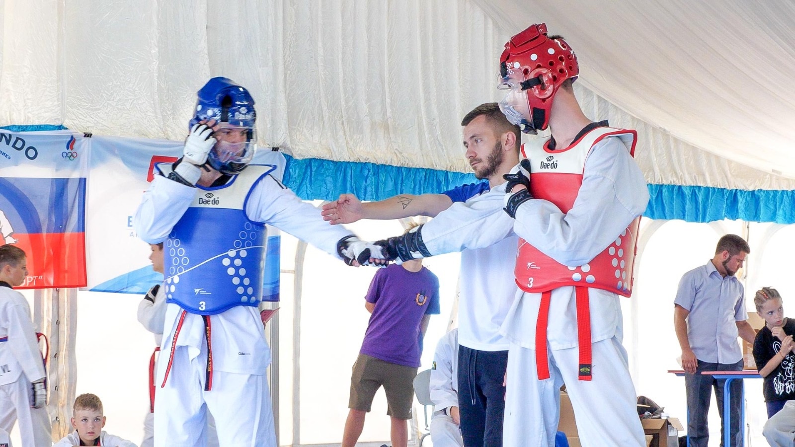  Межрегиональный турнир по тхэквондо во Врангеле посвятили 50-летию компании «Восточный Порт» 