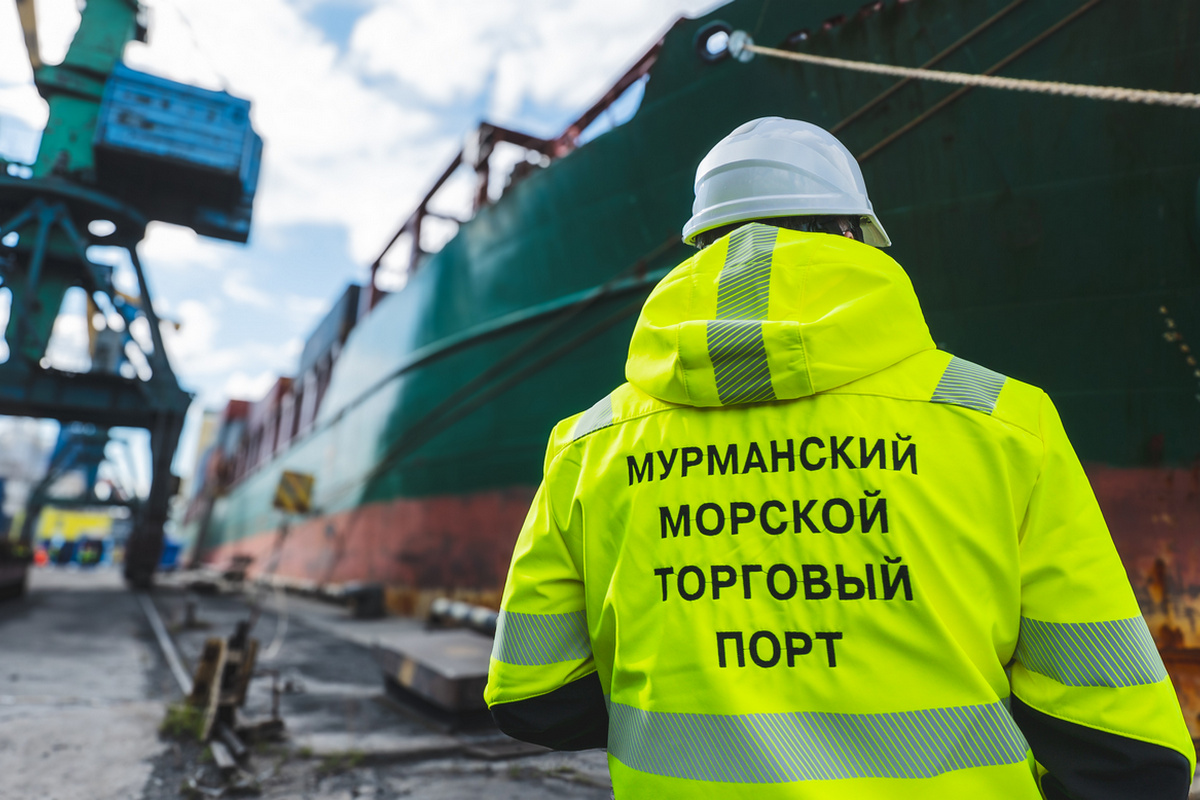 Мурманский торговый порт принял первый состав с пшеницей на экспорт