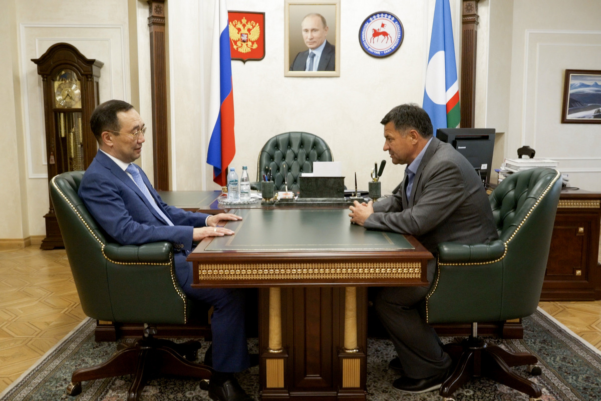 Глава Росморречфлота и губернатор Якутии обсудили реализацию проекта ТЛК «Джалинда» 