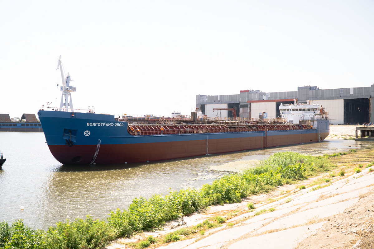 ССЗ «Лотос» отправил на ходовые испытания танкер-химовоз «ВОЛГОТРАНС - 2502»