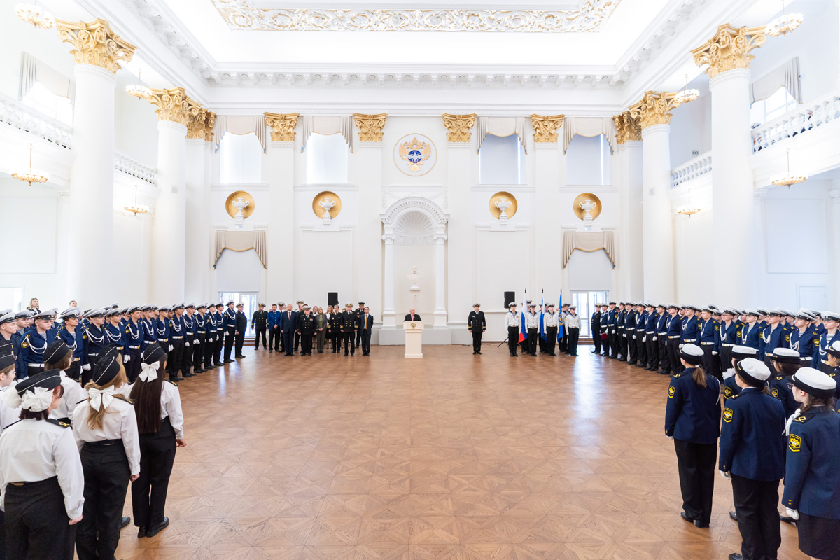Росморречфлот принял участие в церемонии посвящения первокурсников Академии водного транспорта в Москве 