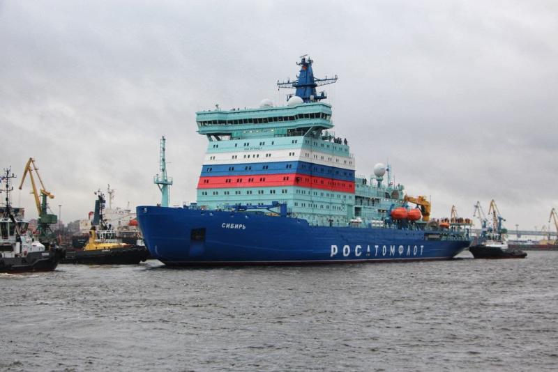 «Сибирь» ушла в море: второй атомный ледокол отправился на ходовые испытания