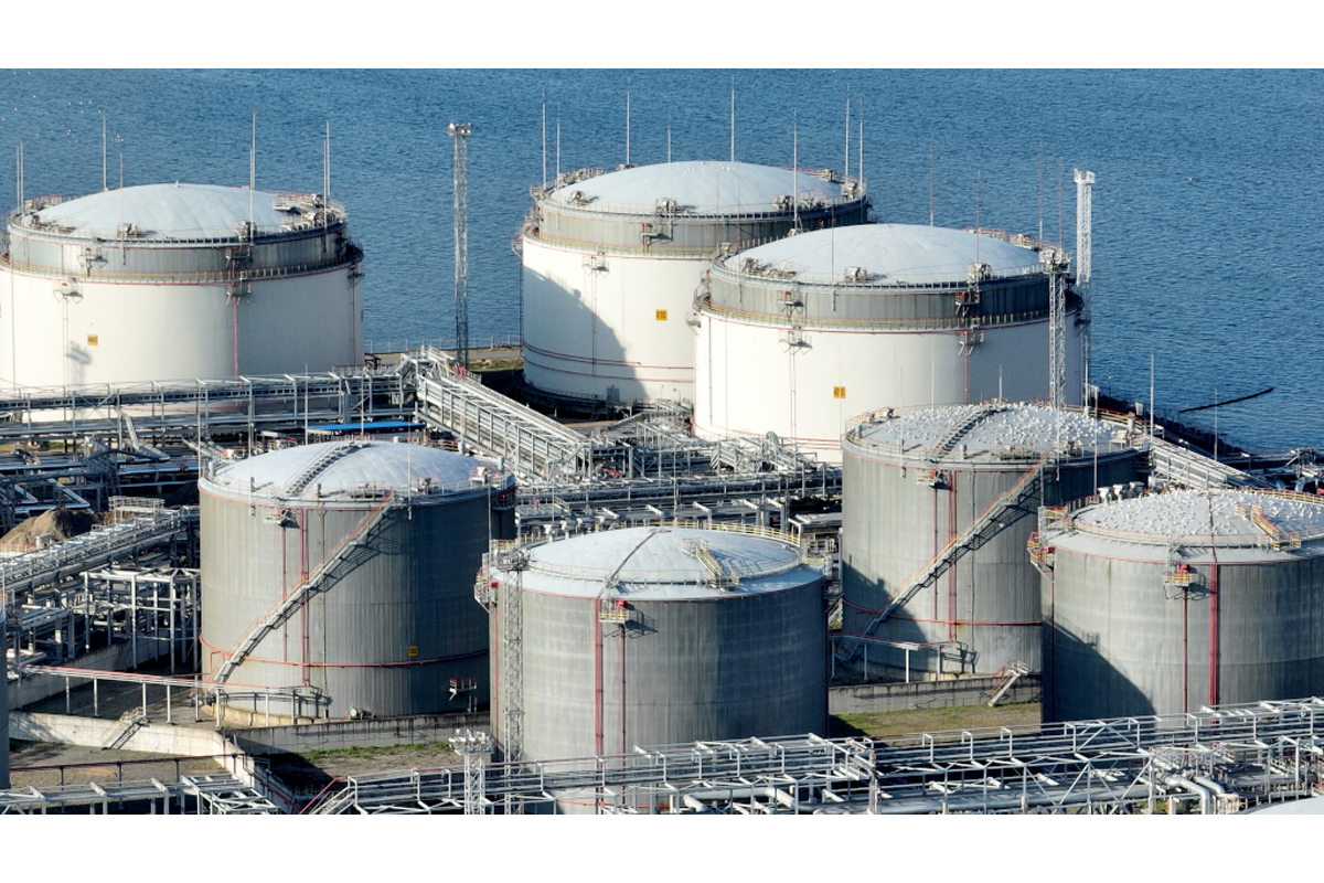 Совладелец Петербургского нефтяного терминала поблагодарил Минобороны за отражение атаки ВСУ