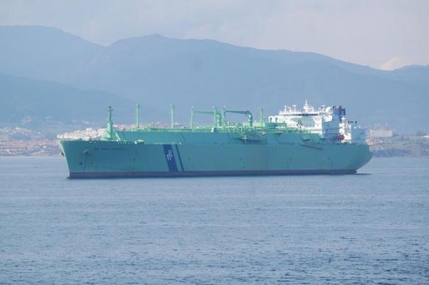 Российский СПГ-танкер Arctic Metagaz загорелся в Средиземном море