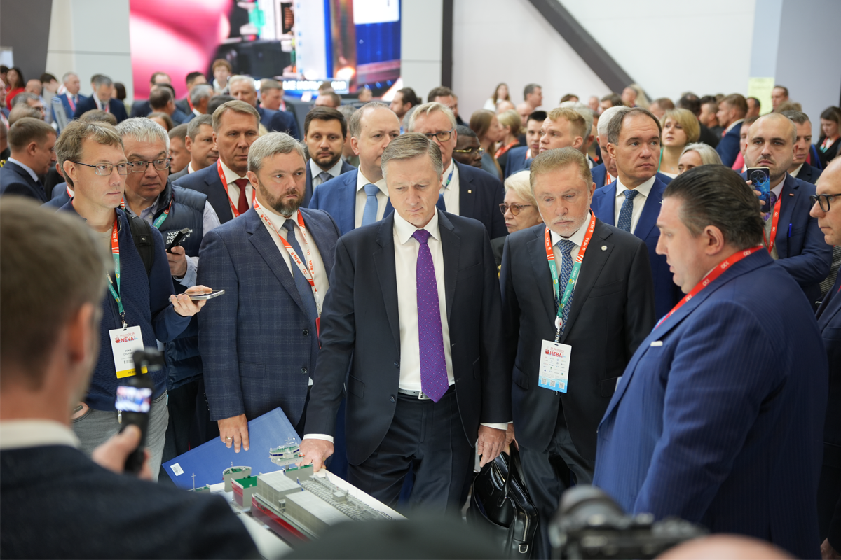ОСК будет строить суда типа «река-море» на единой платформе