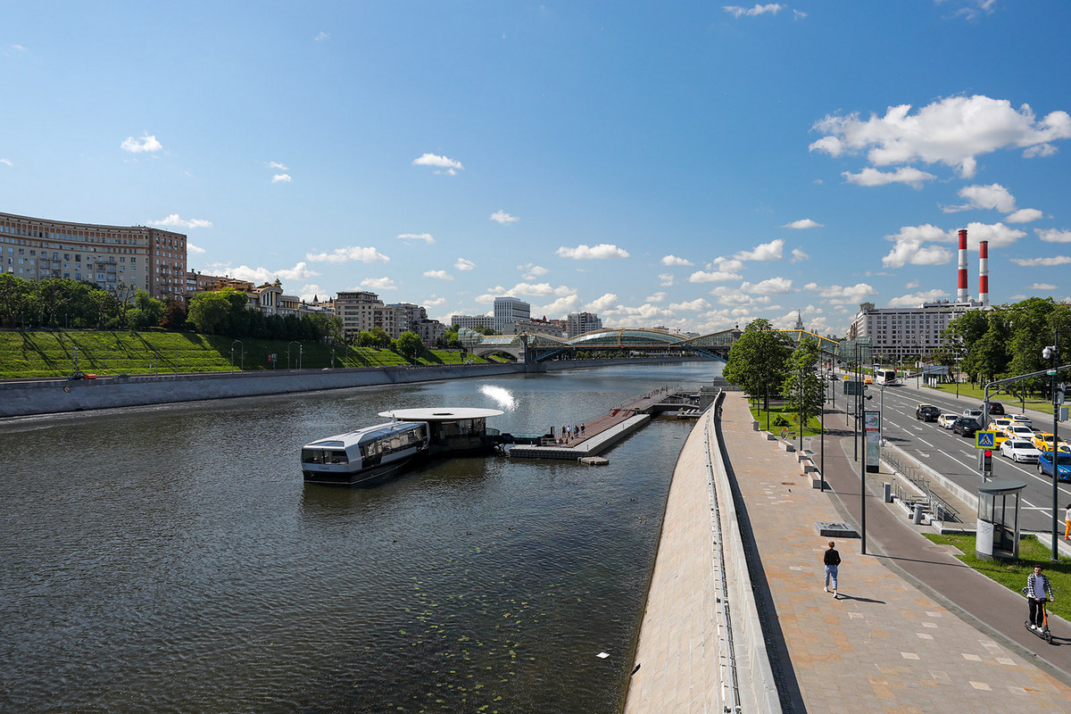 Москва получит четыре новых электросудна и пять плавучих причалов