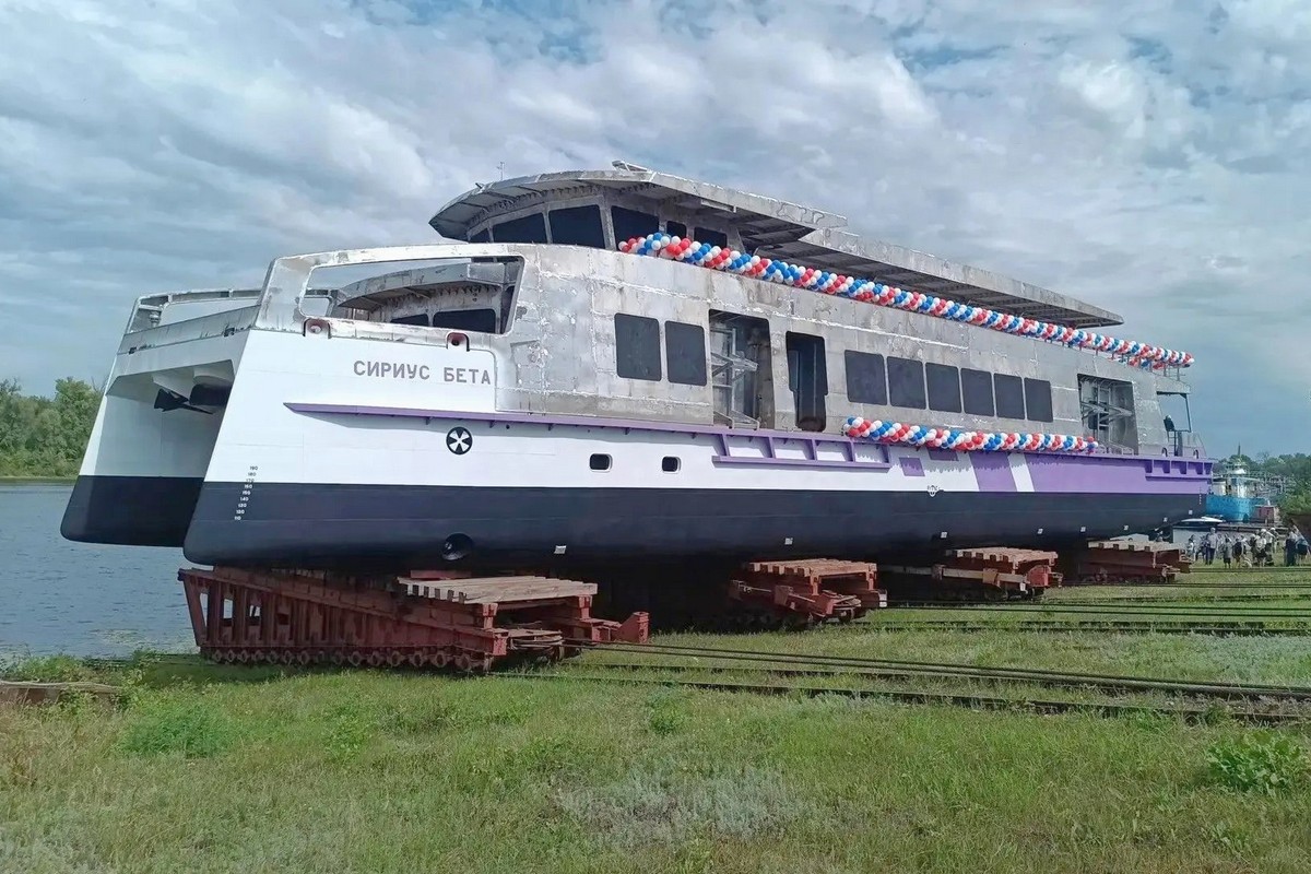 В Самаре спустили на воду скоростной катамаран «Сириус Бета»