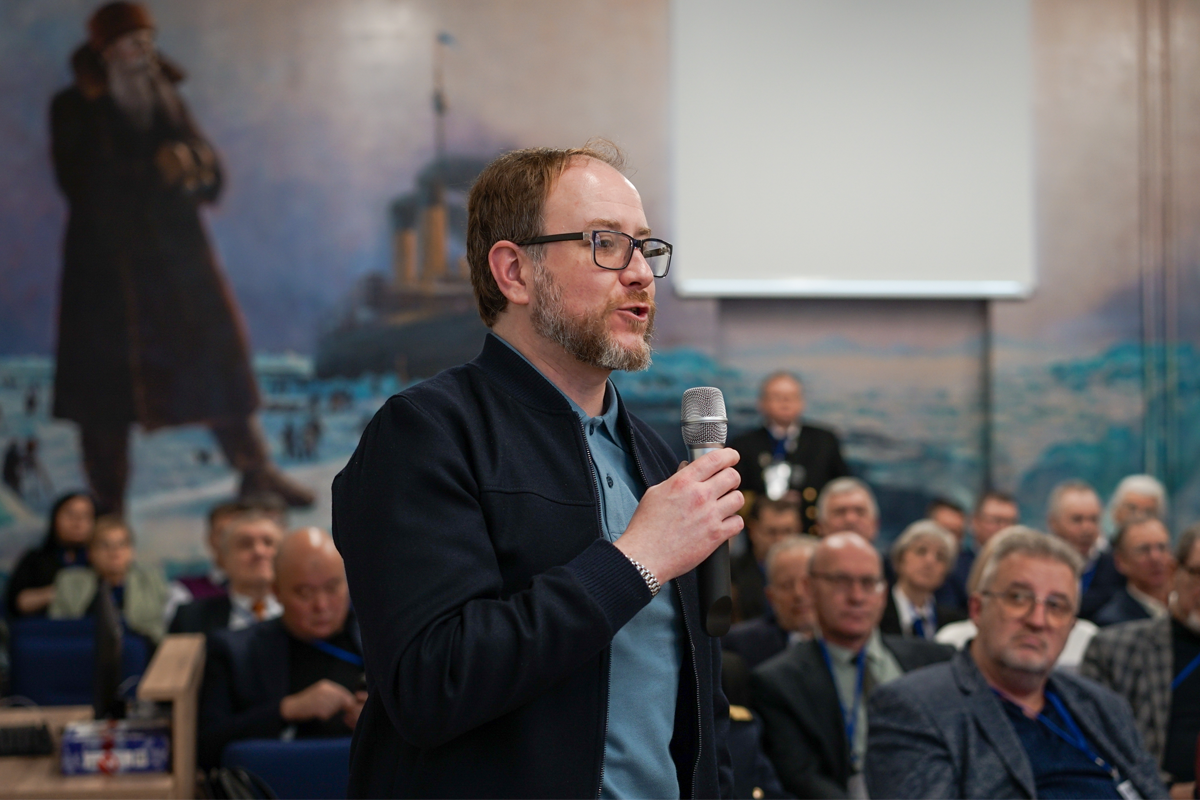 Ключевые проблемы подготовки и дипломирования моряков обсудили на всероссийской конференции в ГУМРФ