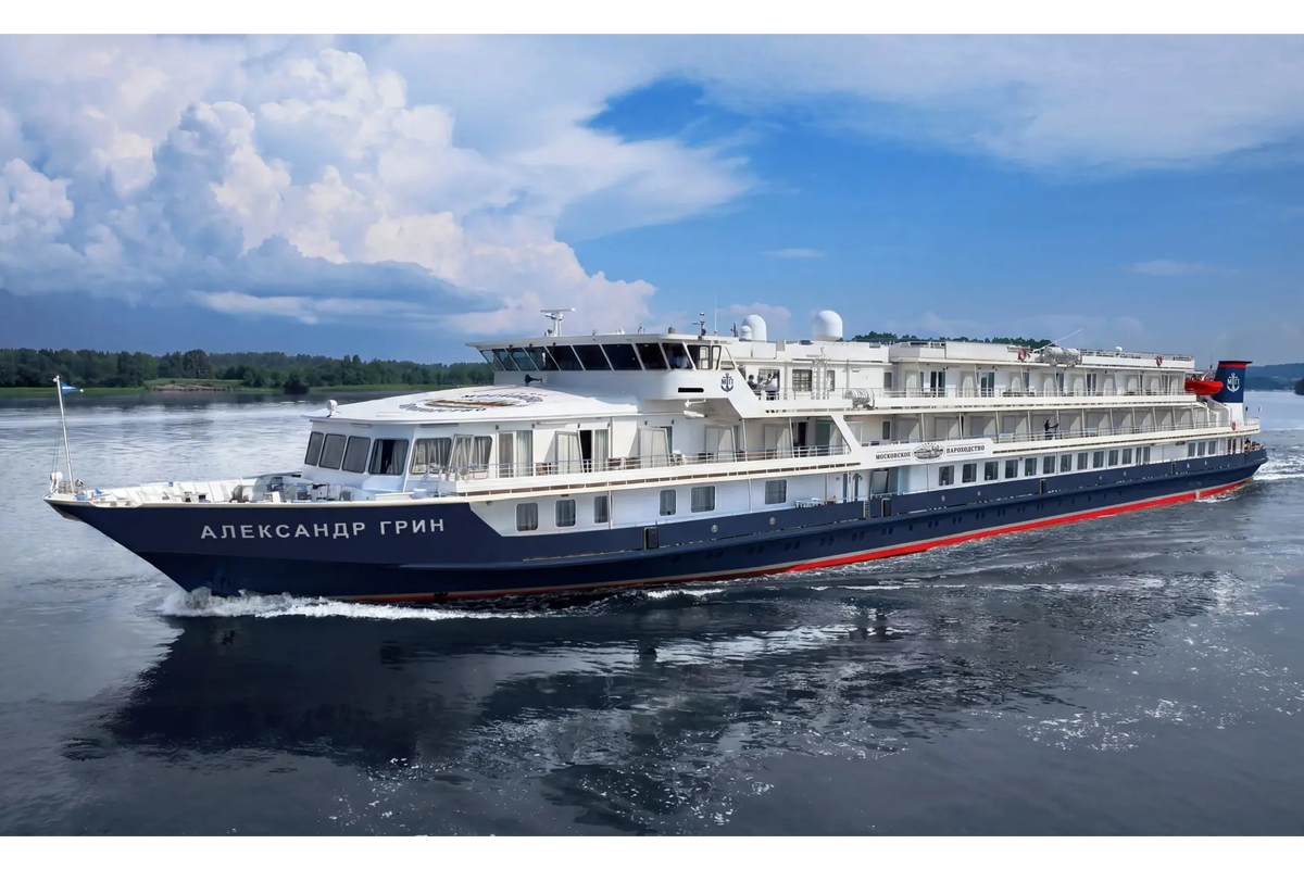 «Московское речное пароходство» проводит ребрендинг на теплоходах класса люкс 
