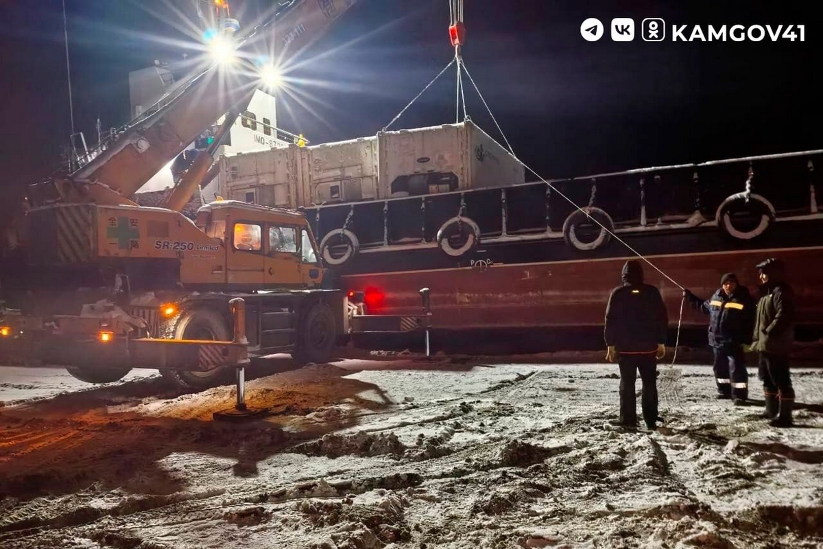 Из-за снежного коллапса в порту Петропавловска-Камчатского ввели мораторий на штрафы 