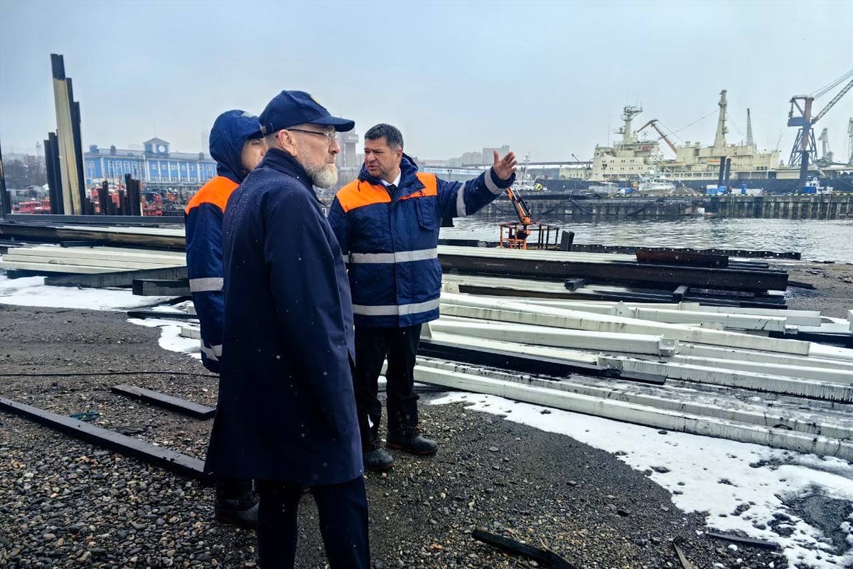 Для завершения реконструкции базы флота Морспасслужбы в Мурманске проведут обследование
