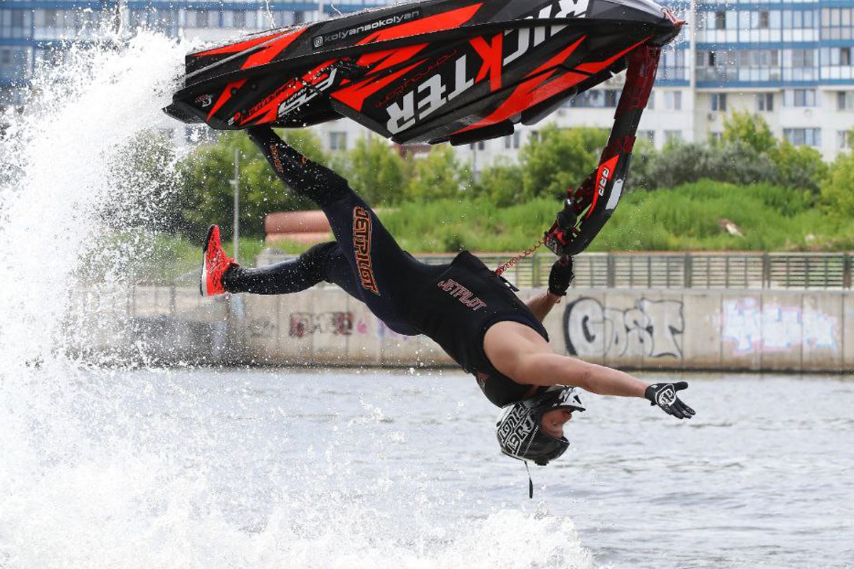 Около 60 спортсменов приняли участие в Кубке Москвы по водно-моторным видам спорта