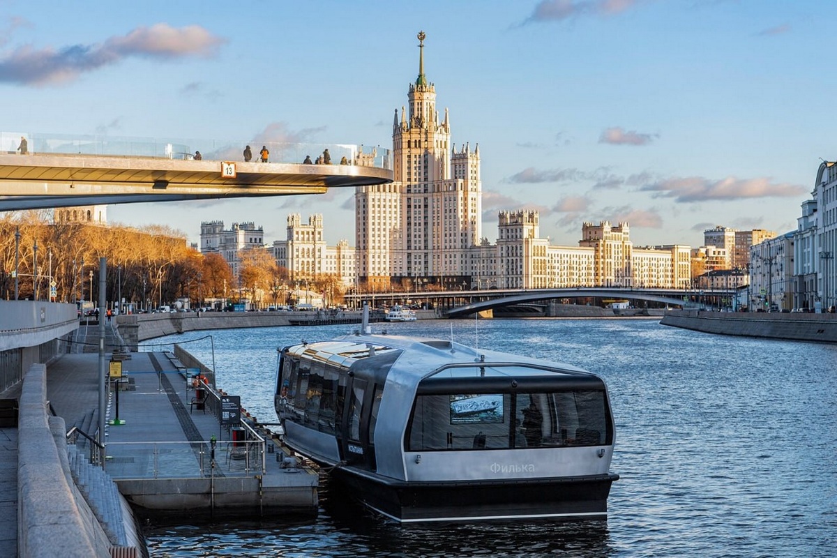 Москва задает тон в развитии речного транспорта – глава Росморречфлота -  Морские вести России