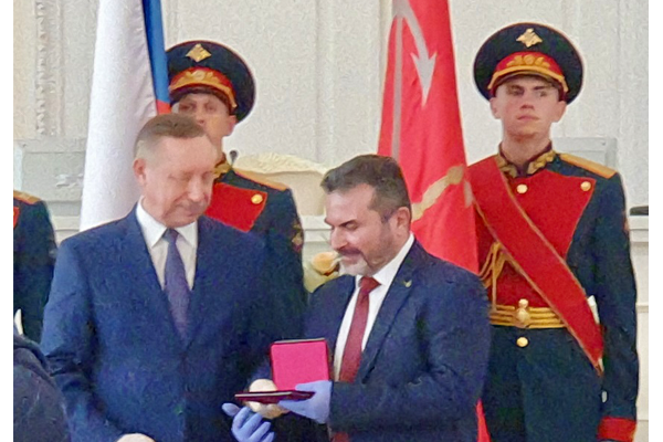 Гендиректору «СММ» присвоено звание «Заслуженный машиностроитель РФ» Гендиректору «СММ» присвоено звание «Заслуженный машиностроитель РФ»