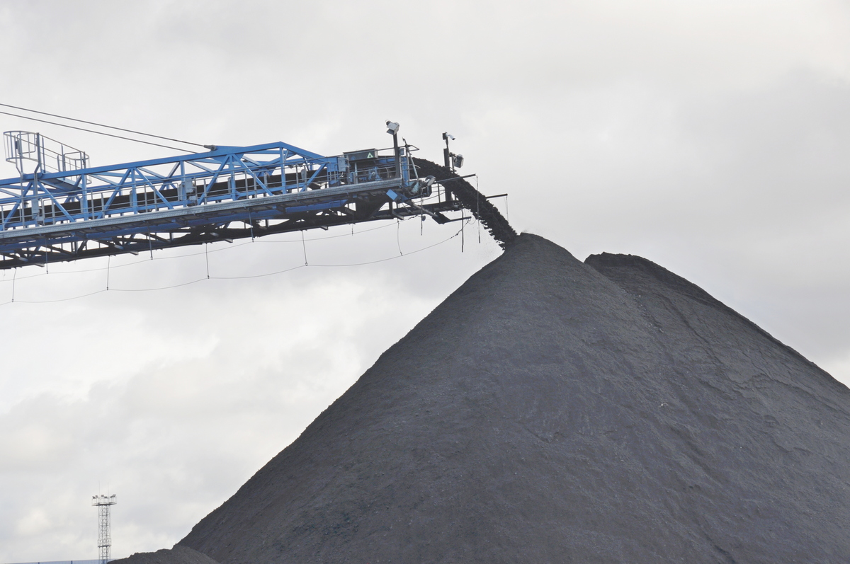 Президент поддержал сохранение квот на вывоз угля по сети РЖД для Кузбасса - СМИ