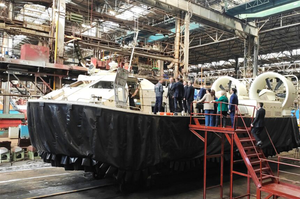 Хабаровский край рассчитывает забрать судостроительный завод у ОСК