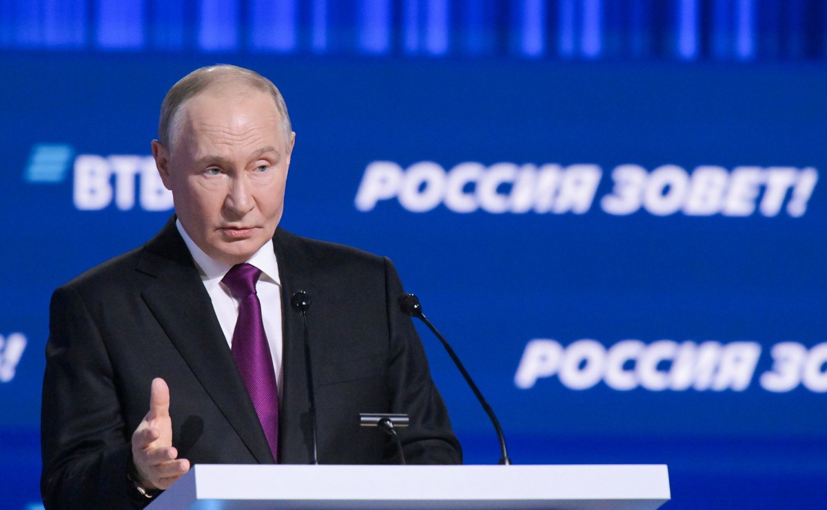 Путин: РФ может отрезать Украину от моря, если она продолжит заниматься пиратством