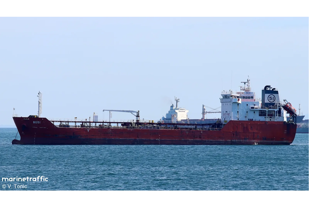 ИМО: из-за блокады Ормузского пролива на судах оказались заперты 20 тыс. моряков