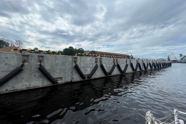 В Большом порту Санкт-Петербург завершили реконструкцию трех причалов и акватории Гутуевского ковша