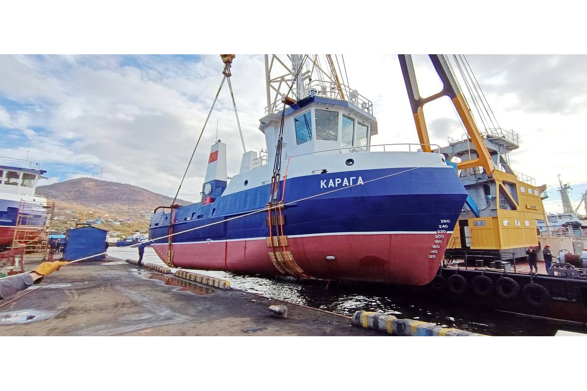 В Петропавловске-Камчатском спустили на воду малые рыболовные сейнеры «Карага» и «Карымай»