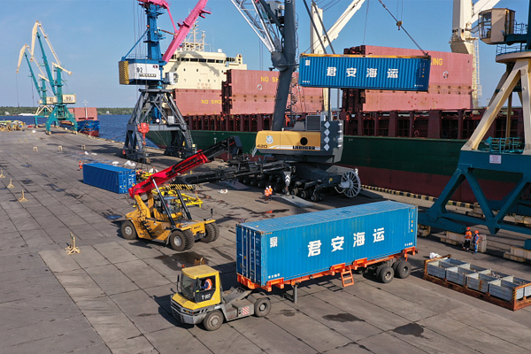 «Арктический экспресс» планируют запустить из нескольких регионов России