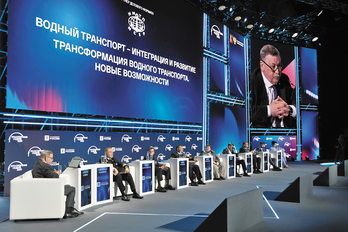 Время не ждет: экономике страны нужен морской флот 