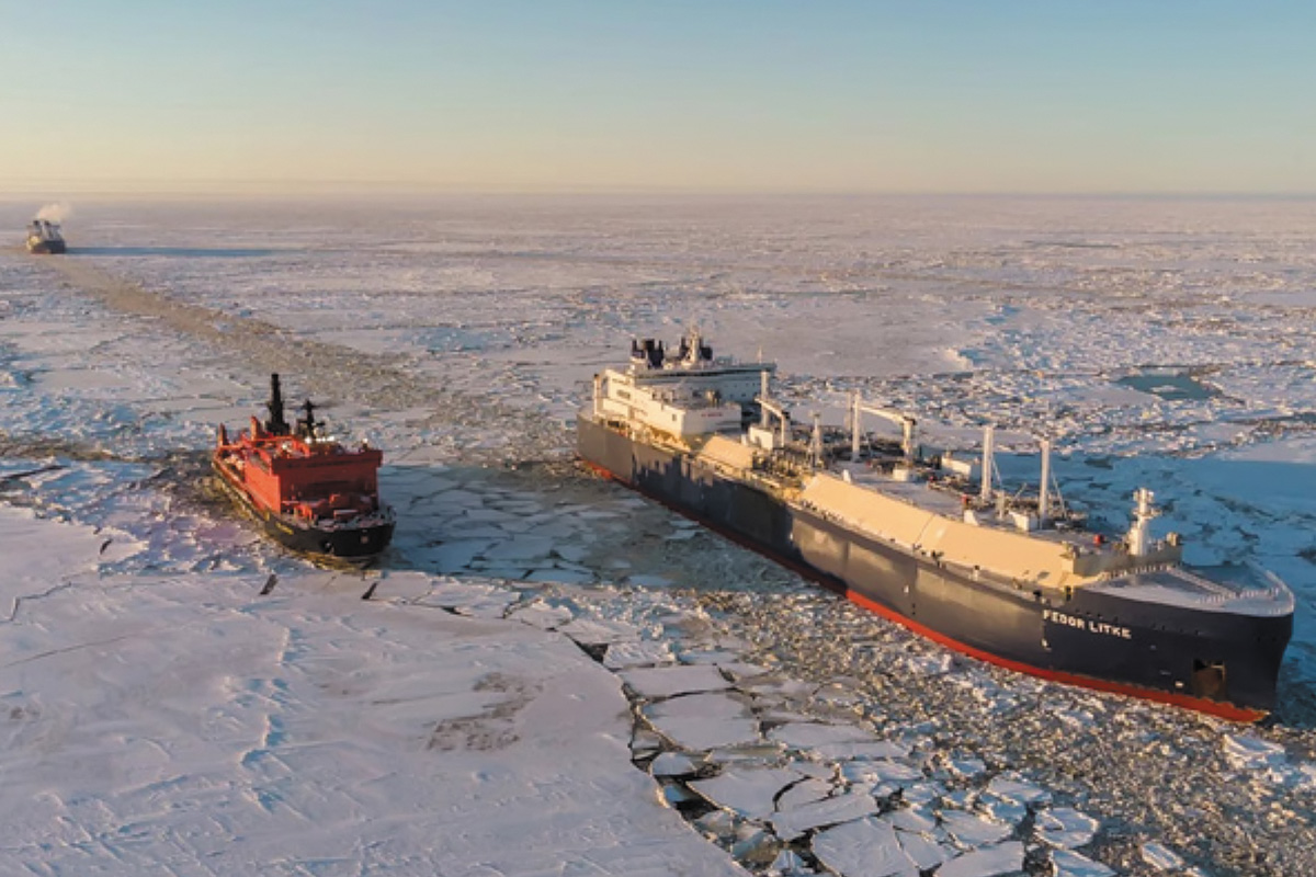 Россия и Китай намерены наращивать грузопоток по Севморпути