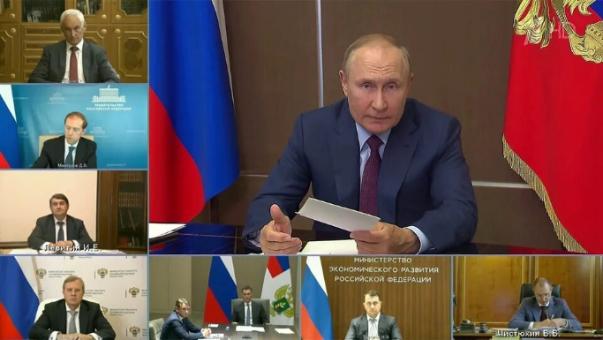 В кораблестроении нужно обеспечить горизонт планирования до середины века - Путин