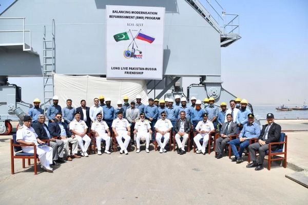 ЗАО «СММ» поставит и модернизирует краны пакистанской верфи Karachi Shipyard ЗАО «СММ» поставит и модернизирует краны пакистанской верфи Karachi Shipyard