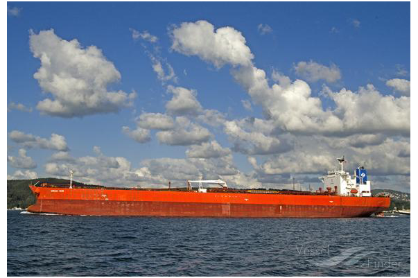 Президент Франции заявил о «серьезных ошибках» экипажа задержанного танкера «теневого флота»  