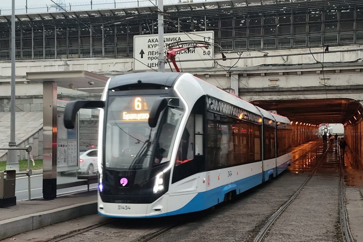 В Москве произошло затопление Тушинского тоннеля, движение судов на участке остановлено 