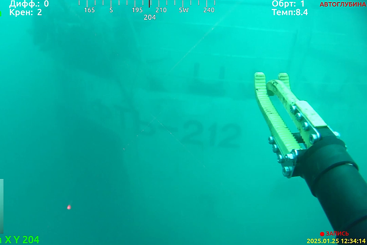 В Новороссийске приступили к сборке коффердамов для откачки мазута из затонувших танкеров