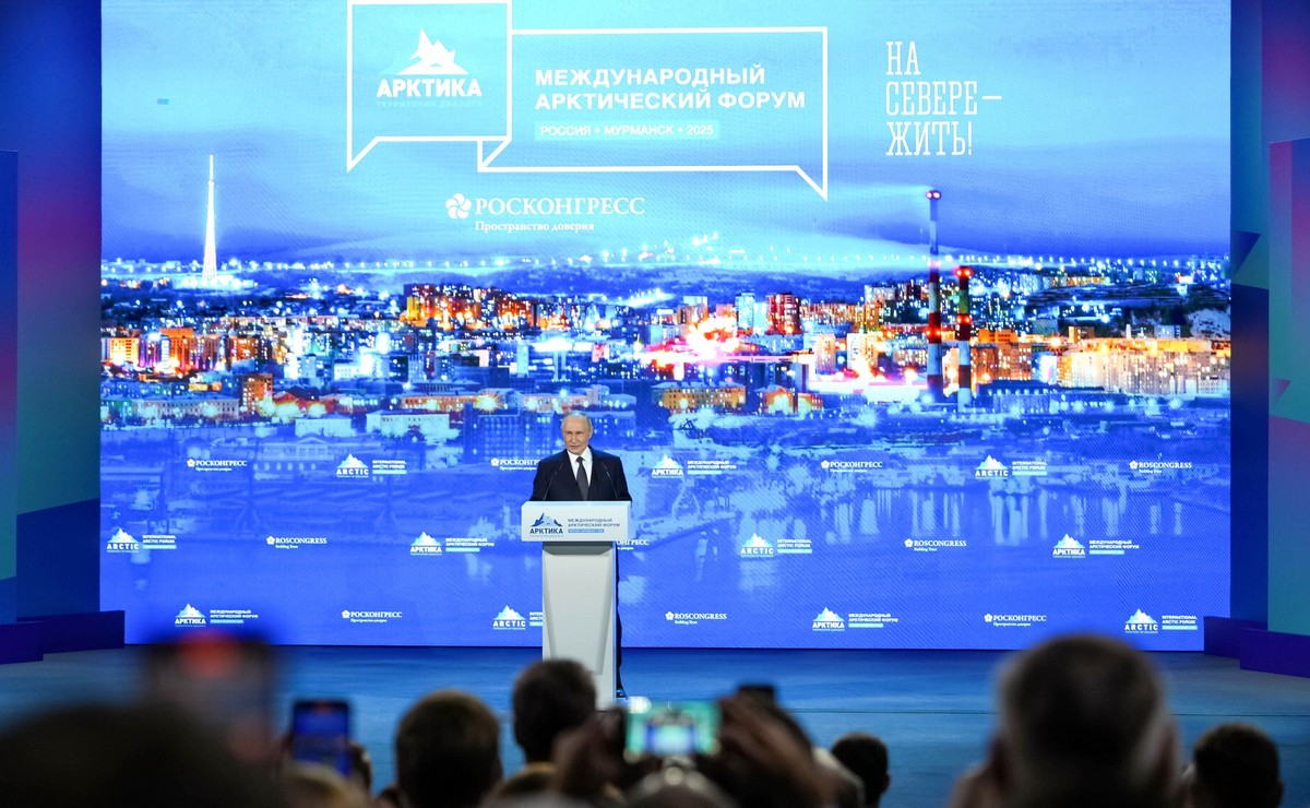 Трансарктический коридор должен объединить Севморпуть и железные дороги