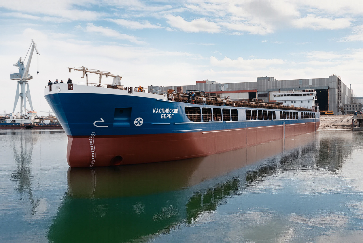 ССЗ «Лотос» вывел на ходовые испытания сухогруз «Каспийский берег» проекта RSD49