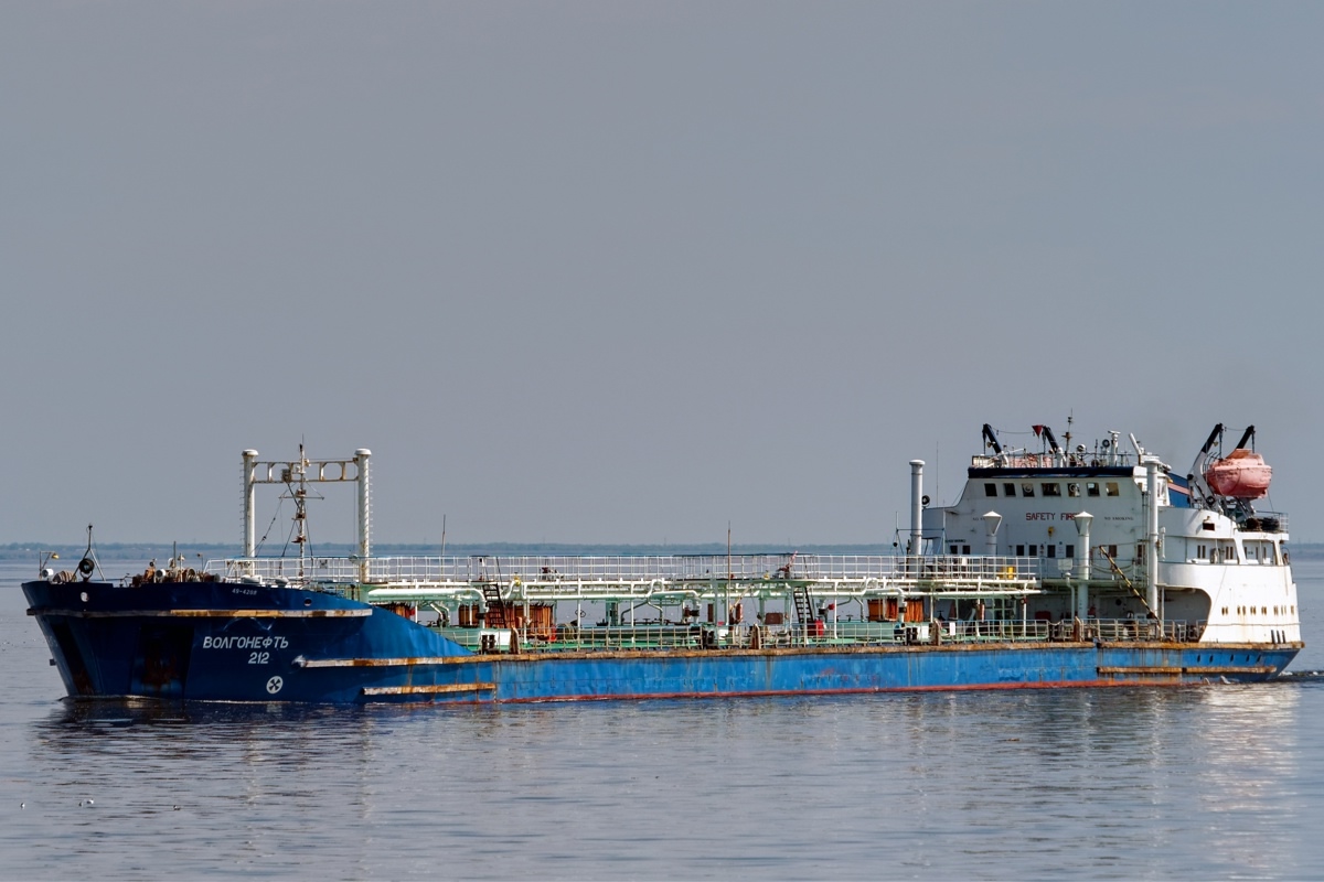 Ограничения по эксплуатации ветхого флота будут, конкретные меры обсуждаются - Минтранс