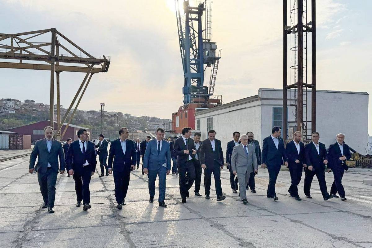 Россия и Иран договорились создать консорциум портов и судоходных компаний