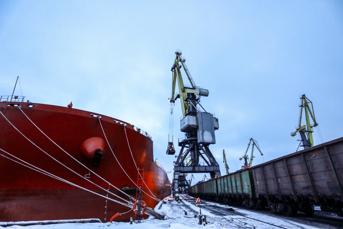 Блэкаут в Мурманской области не повлиял на перевалку в портах