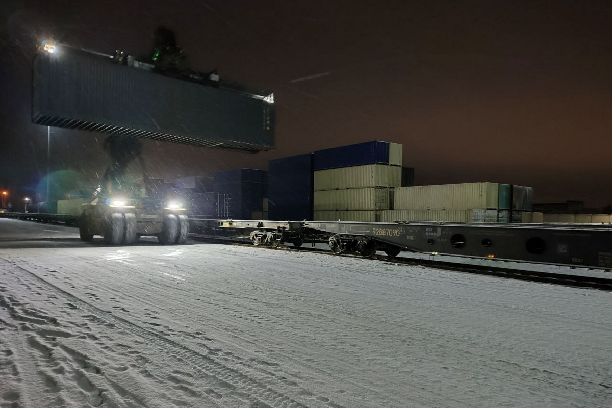 «Евросиб» запустил контейнерный ж/д сервис из китайского Сианя в Подмосковье