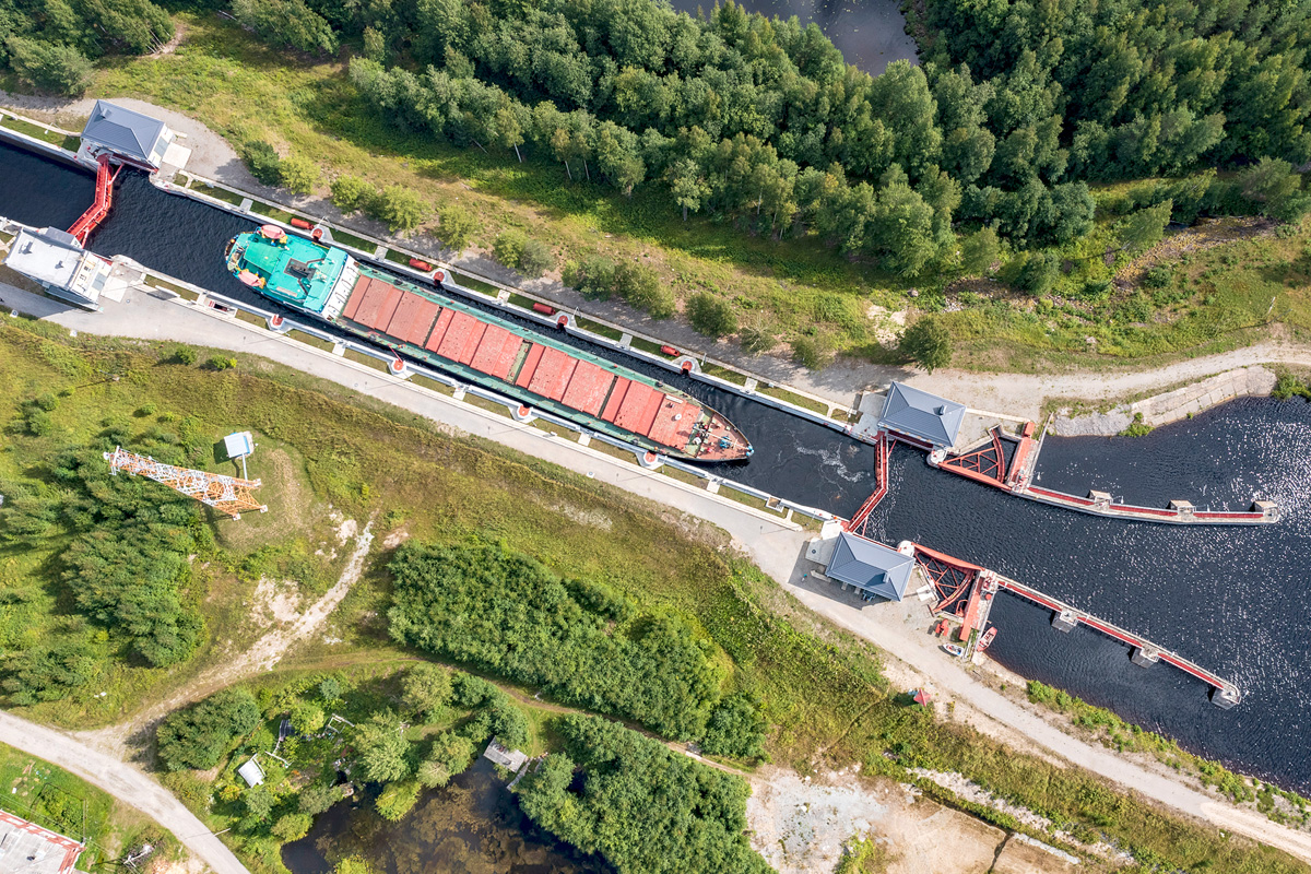 Дноуглубление, ликвидация «узких мест», реконструкция ГТС - задачи развития речного транспорта