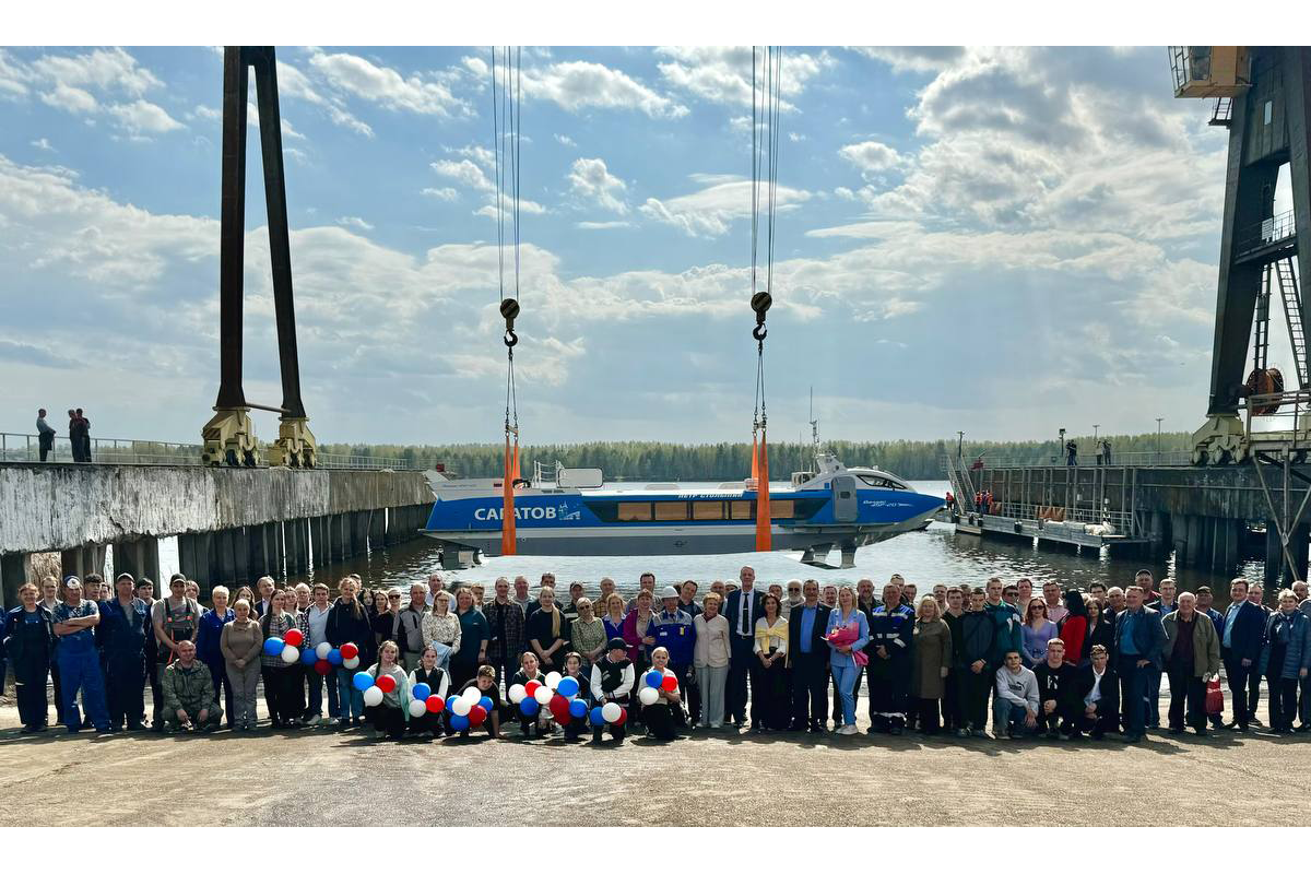 В Нижнем Новгороде спустили на воду судно на подводных крыльях «Петр Столыпин»